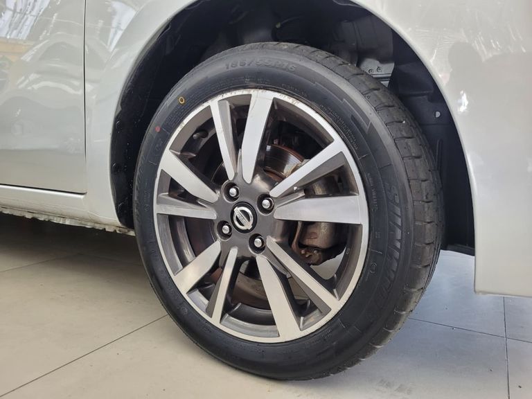 Nissan MARCH SL 1.6 16V FlexStart 5p Aut.