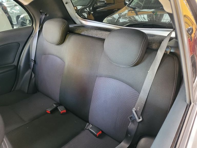 Nissan MARCH SL 1.6 16V FlexStart 5p Aut.