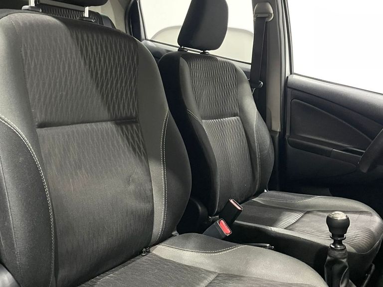 Toyota ETIOS XS Sedan1.5 Flex 16V 4p Mec.
