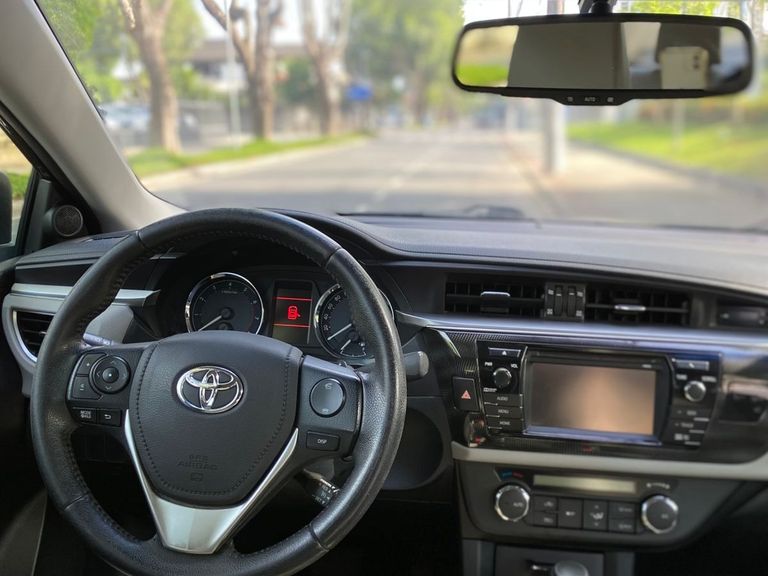 Toyota Corolla XEi 2.0 Flex 16V Aut.