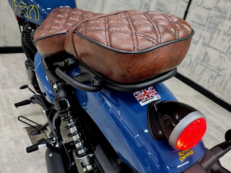Royal Enfield Shotgun 650 Top