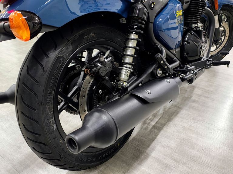 Royal Enfield Shotgun 650 Top