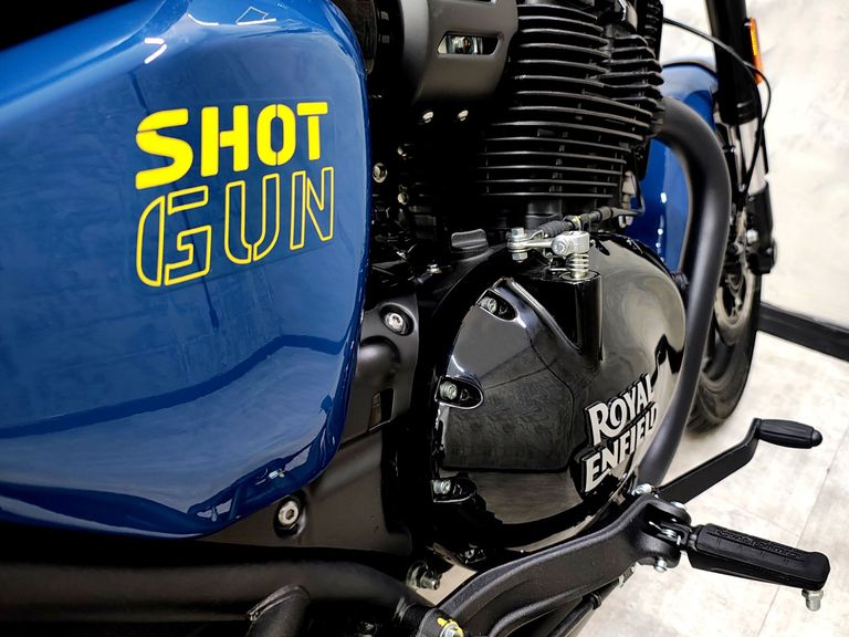 Royal Enfield Shotgun 650 Top