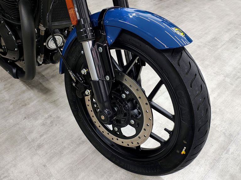 Royal Enfield Shotgun 650 Top
