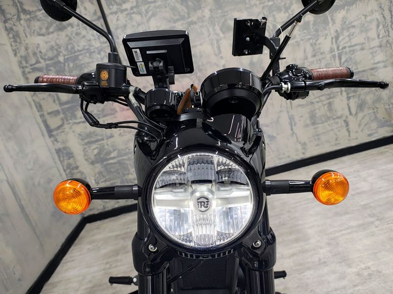 Royal Enfield Shotgun 650 Top