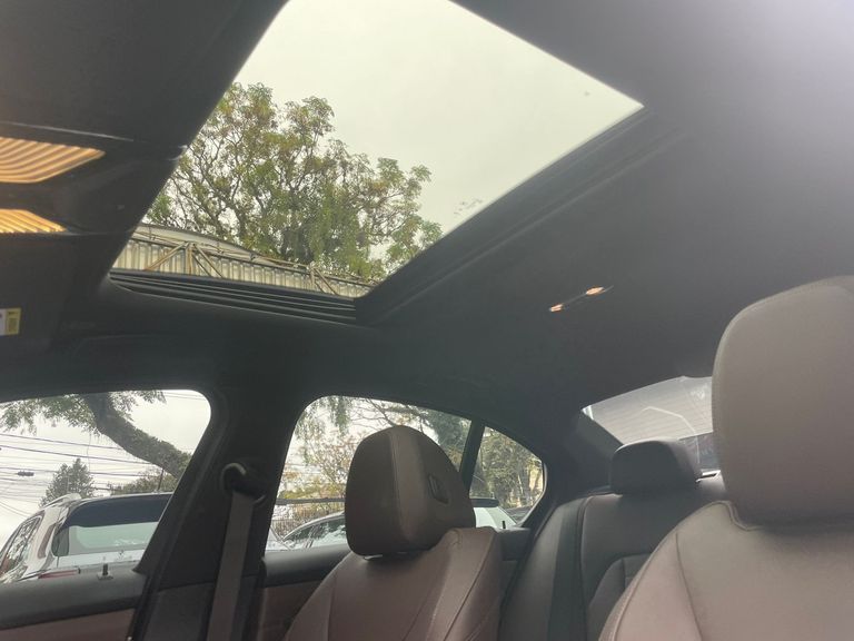 BMW 320iA 2.0 TB M Sport A.Flex/M.Sport 4p