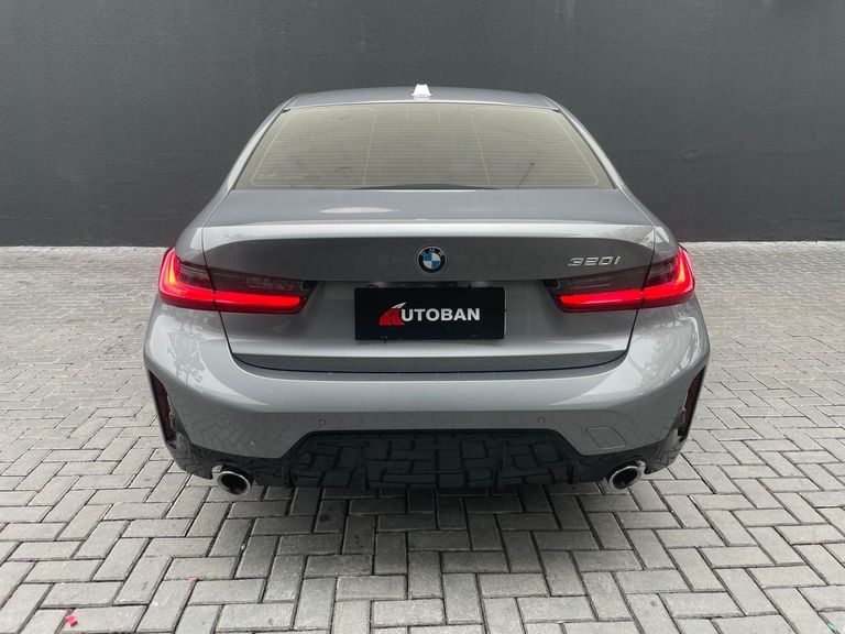 BMW 320iA 2.0 TB M Sport A.Flex/M.Sport 4p