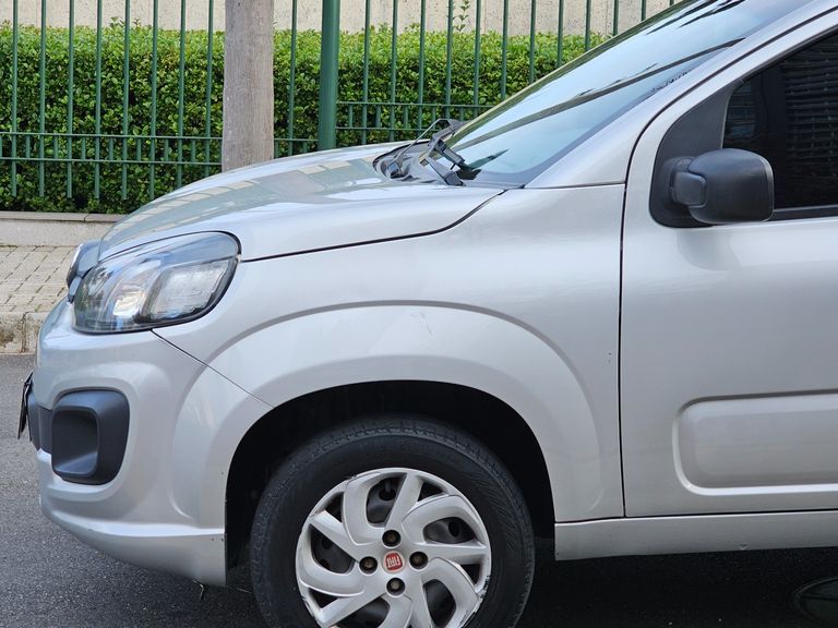 Fiat UNO ATTRACTIVE 1.0 Fire Flex 8V 5p