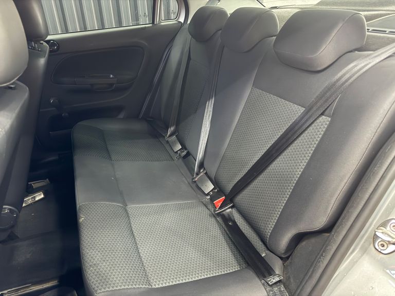 VolksWagen VOYAGE 1.6 MSI Flex 8V 4p