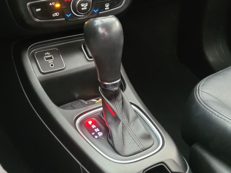 Jeep COMPASS LONGITUDE 2.0 4x2 Flex 16V Aut.