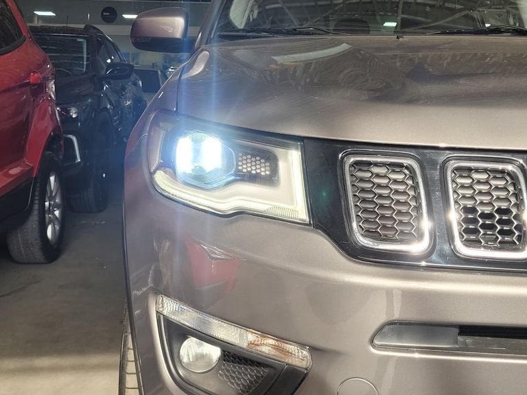 Jeep COMPASS LONGITUDE 2.0 4x2 Flex 16V Aut.