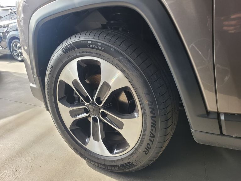 Jeep COMPASS LONGITUDE 2.0 4x2 Flex 16V Aut.