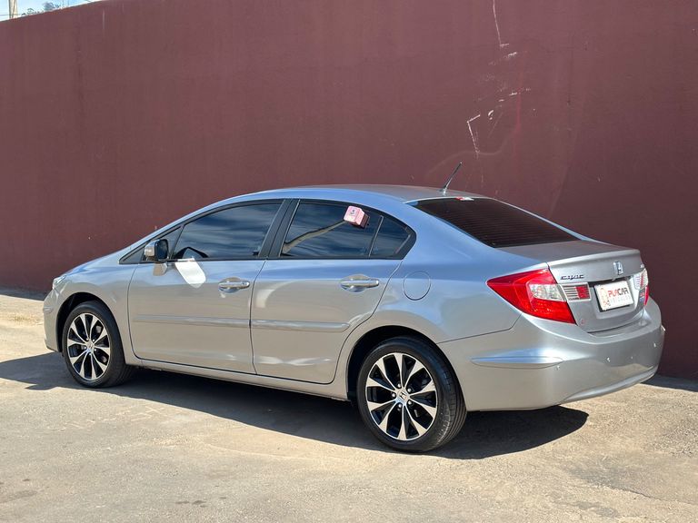 Honda Civic Sedan LXR 2.0 Flexone 16V Aut. 4p