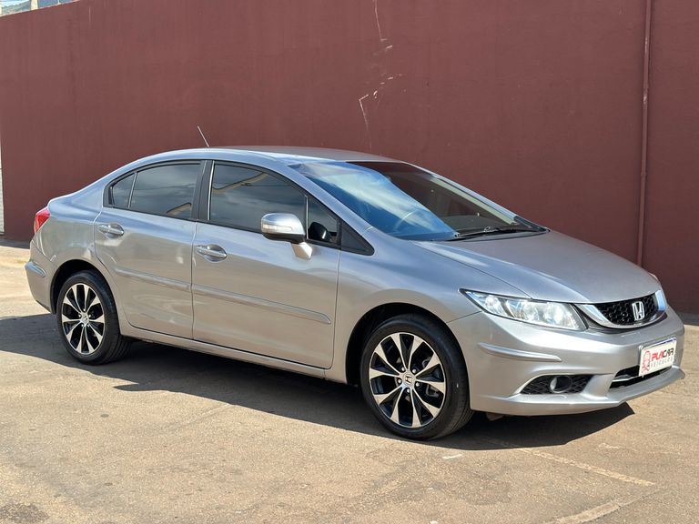 Honda Civic Sedan LXR 2.0 Flexone 16V Aut. 4p