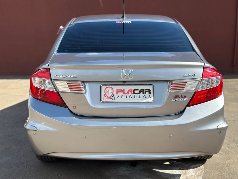 Honda Civic Sedan LXR 2.0 Flexone 16V Aut. 4p