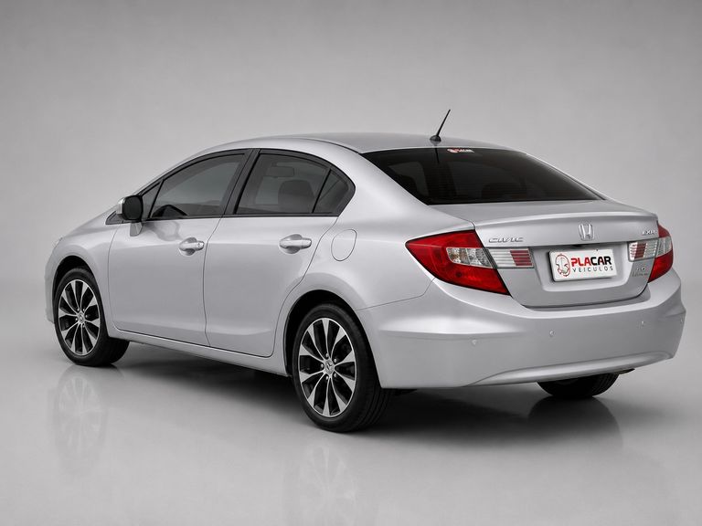 Honda Civic Sedan LXR 2.0 Flexone 16V Aut. 4p