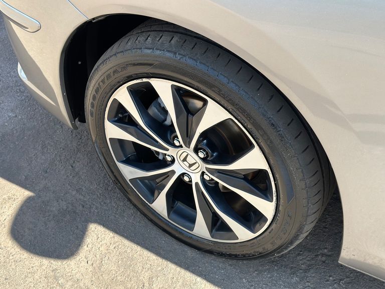 Honda Civic Sedan LXR 2.0 Flexone 16V Aut. 4p