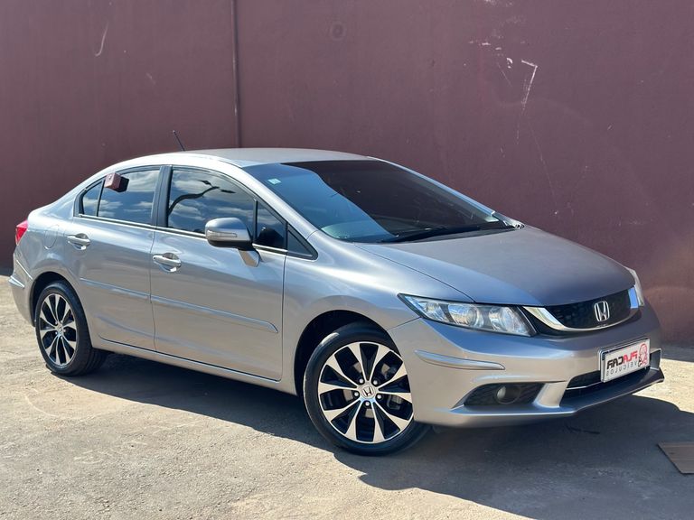 Honda Civic Sedan LXR 2.0 Flexone 16V Aut. 4p