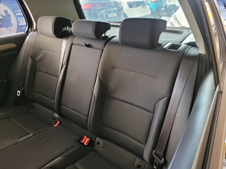 VolksWagen Golf Comfortline 1.0 TSI Total Flex Mec.
