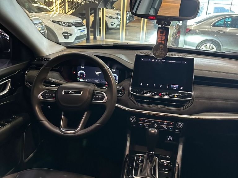 Jeep Commander Limited T270 1.3 TB Flex Aut.