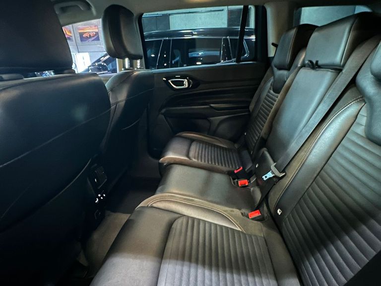 Jeep Commander Limited T270 1.3 TB Flex Aut.