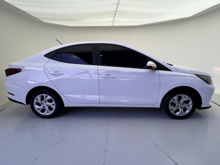 Hyundai HB20S Comfort Plus 1.0 Flex 12V Mec.