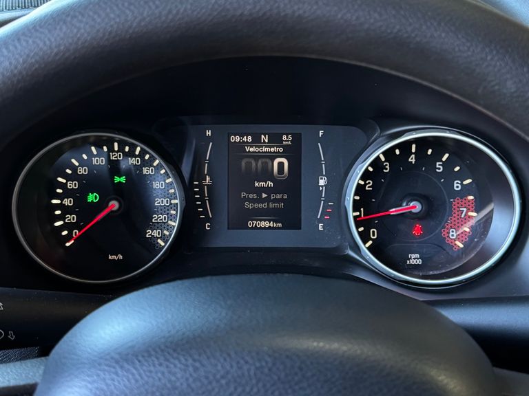Fiat Toro Freedom 1.8 16V Flex Aut.
