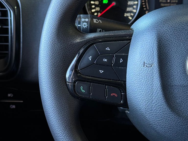 Fiat Toro Freedom 1.8 16V Flex Aut.