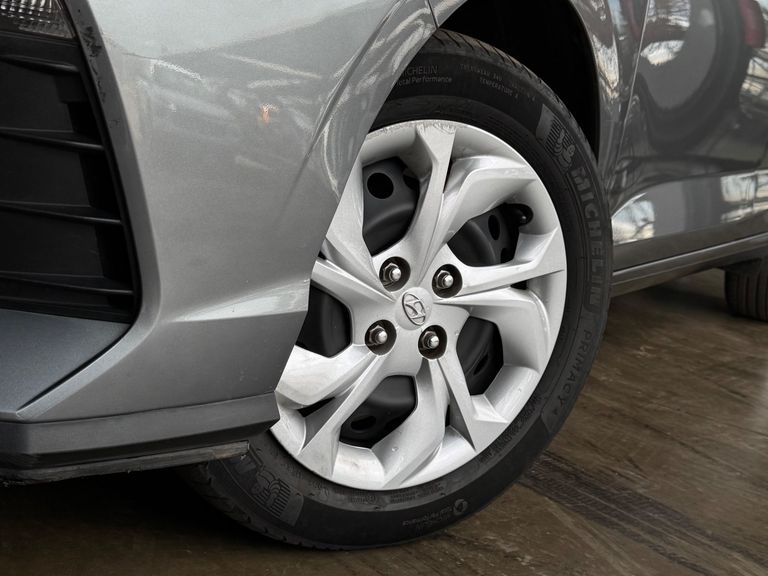 Hyundai HB20S Comfort Plus 1.0 Flex 12V Mec.