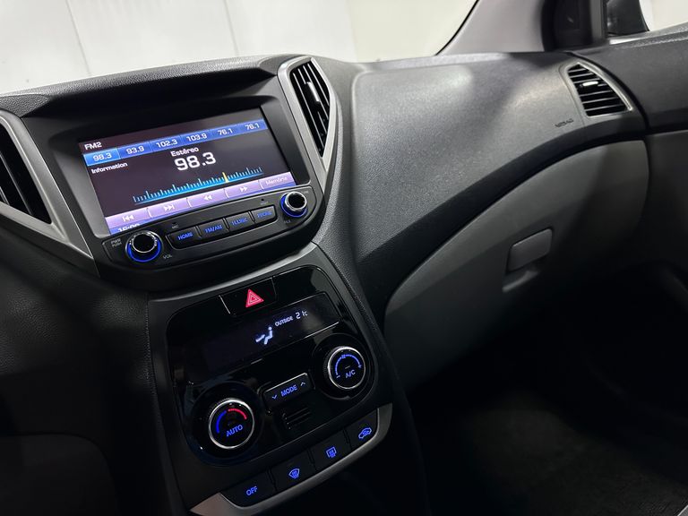 Hyundai HB20S Premium 1.6 Flex 16V Aut. 4p