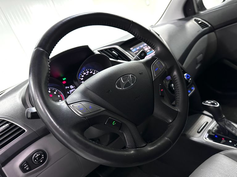 Hyundai HB20S Premium 1.6 Flex 16V Aut. 4p