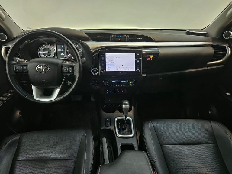 Toyota Hilux CD SRX 4x4 2.8 TDI 16V Diesel Aut.
