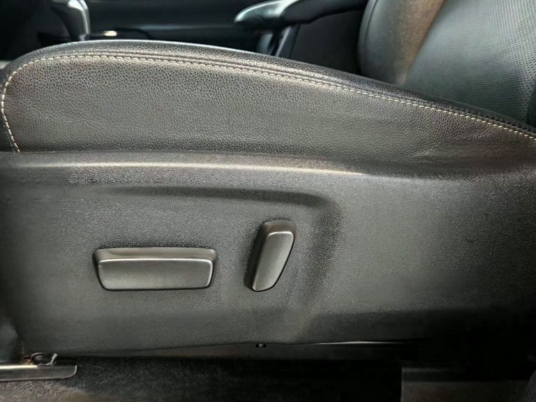 Toyota Hilux CD SRX 4x4 2.8 TDI 16V Diesel Aut.