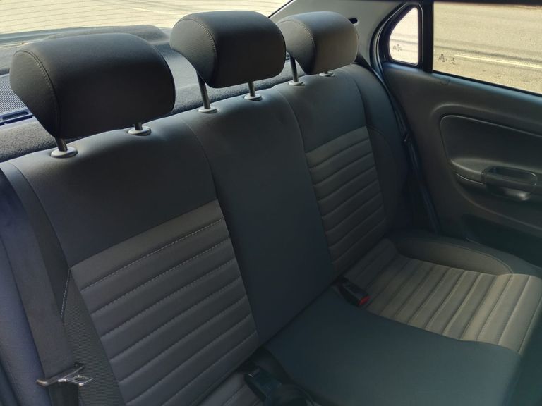 VolksWagen VOYAGE COMF/Highli. 1.6 T.Flex 8V 4p
