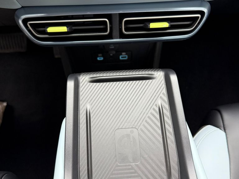 BYD Dolphin Mini (Elétrico)