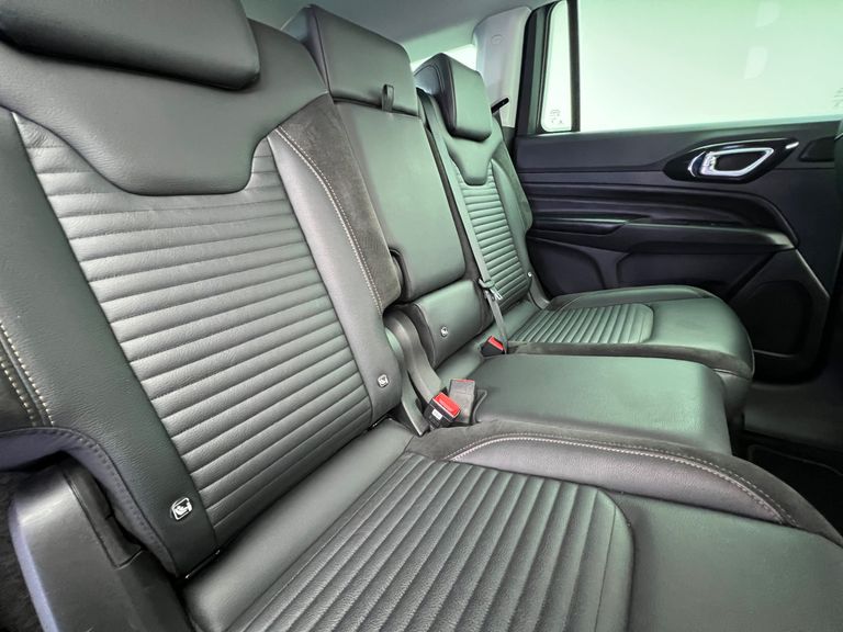 Jeep Commander Limited T270 1.3 TB Flex Aut.