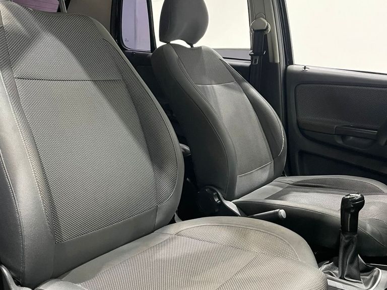 VolksWagen Fox 1.0 Mi Total Flex 8V 5p