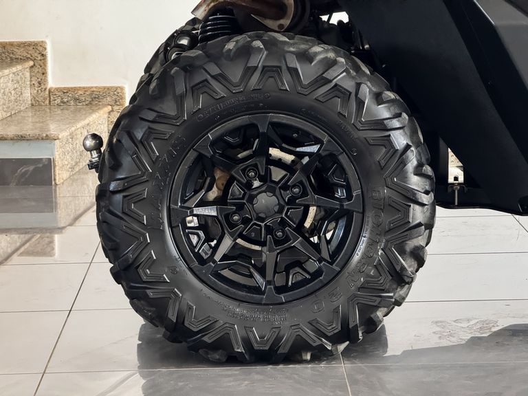 BRP DEFENDER HD8