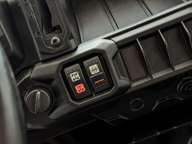 BRP DEFENDER HD8