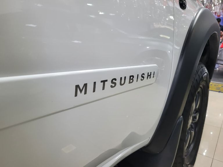 Mitsubishi L200 Triton HPE 3.5 CD V6 24V Flex Aut.