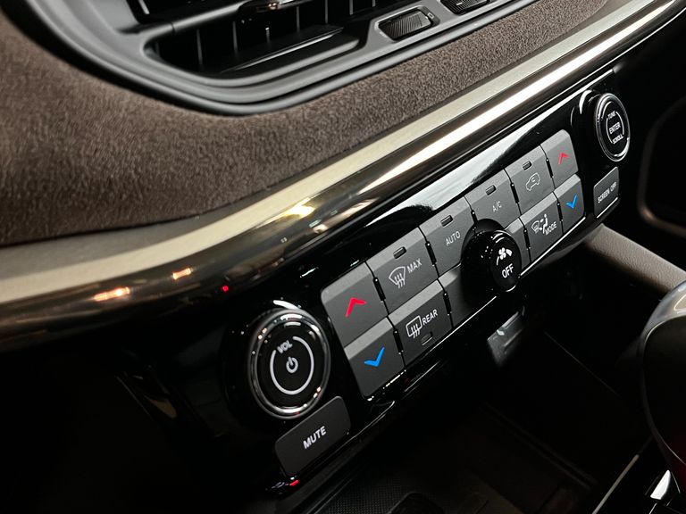 Jeep Commander Overland Hurric 2.0 4x4 TB Aut