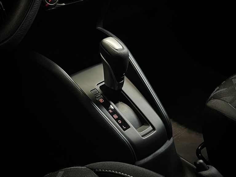 Nissan KICKS Play Sense 1.6 16V Flex Aut.
