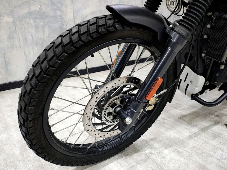 Royal Enfield Himalayan 411 EFI