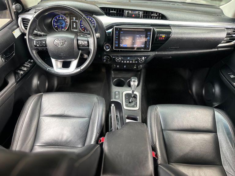 Toyota Hilux CD SRV 4x4 2.7 Flex 16V Aut.