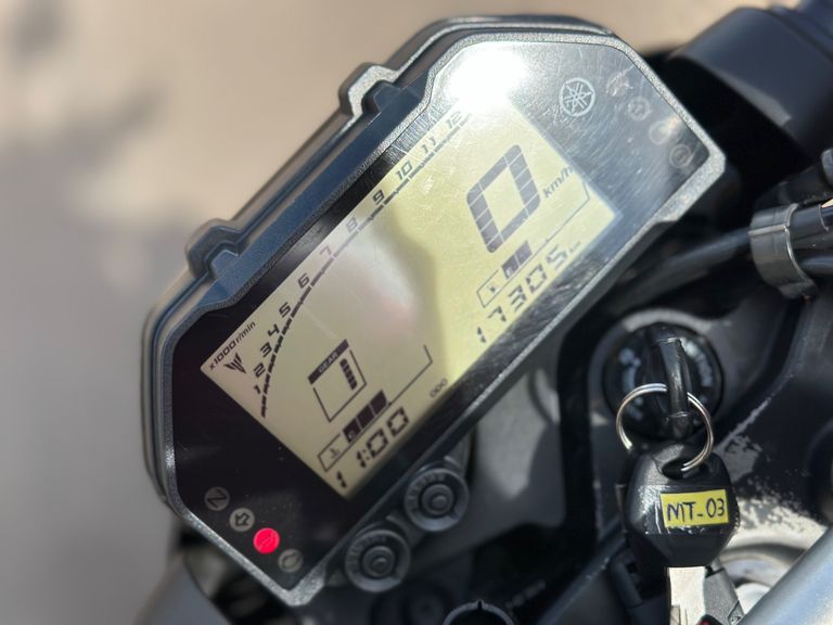 YAMAHA MT-03 321/ABS