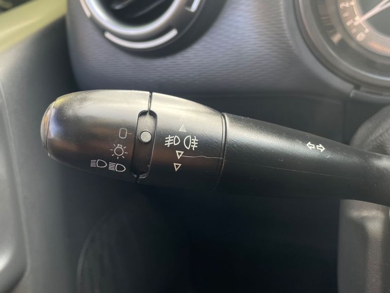 Citroën C3 Tendance 1.5 Flex 8V 5p Mec.