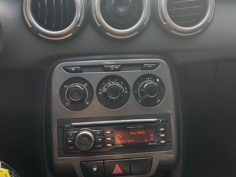 Citroën C3 Tendance 1.5 Flex 8V 5p Mec.