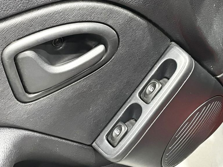 Renault Clio RN/Alizé/Expr./1.0 Hi-Power 16V 5p