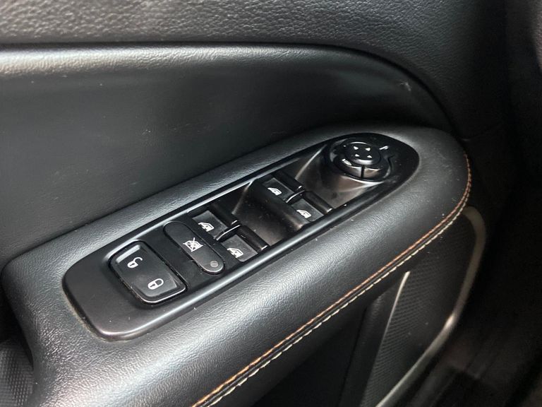 Jeep COMPASS LONGITUDE 2.0 4x2 Flex 16V Aut.