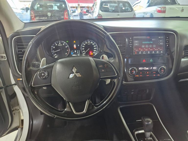 Mitsubishi OUTLANDER 2.0 16V 160cv Aut.
